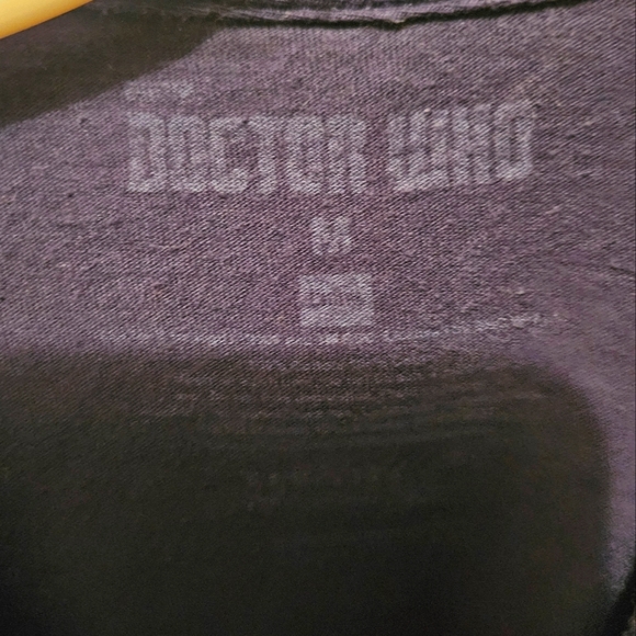 Doctor Who Medium T-Shirt Abbey Road Beatles Parody BBC - Picture 3 of 3